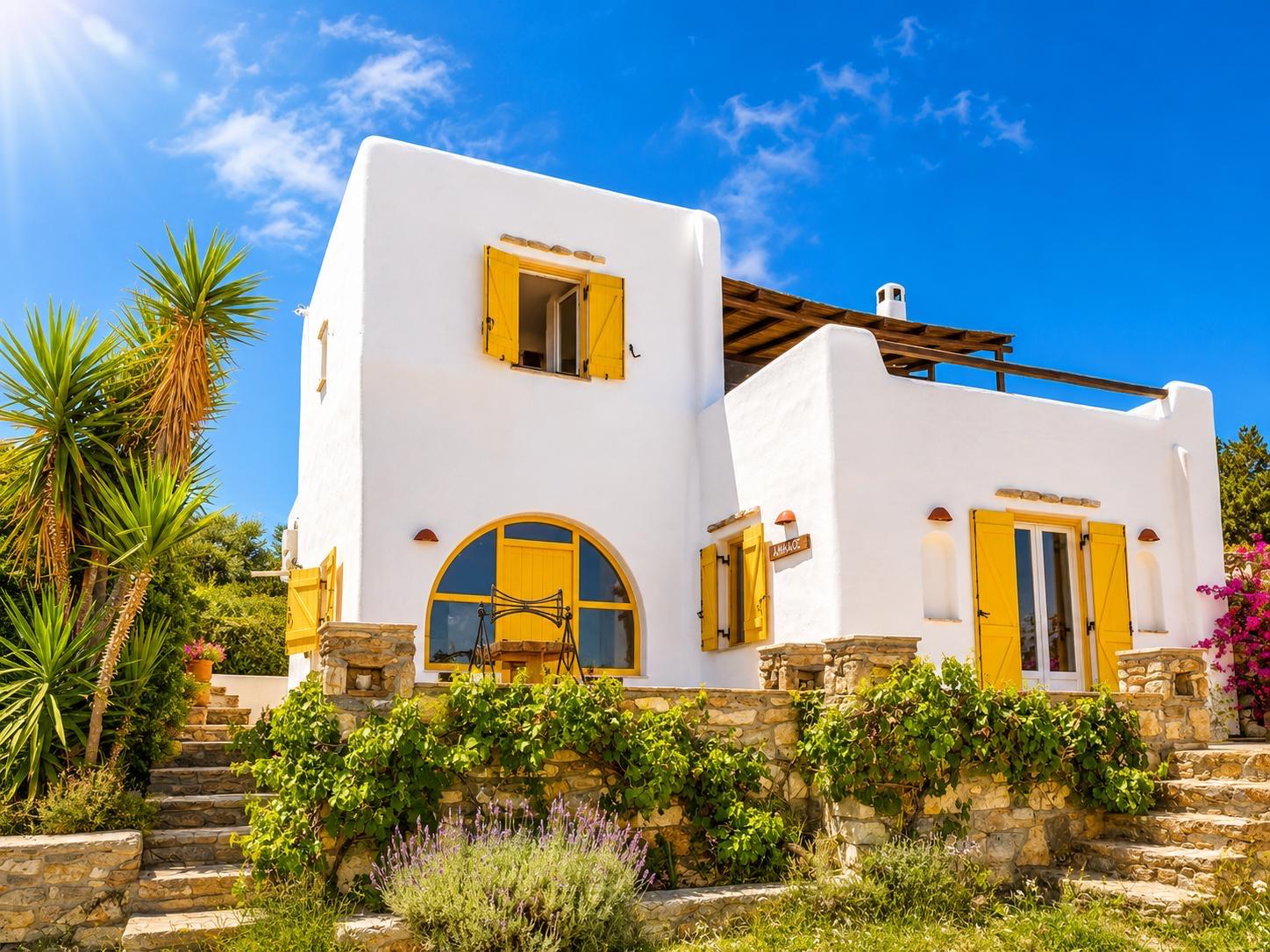 Milos House, Paros — hilltop home above the Aegean